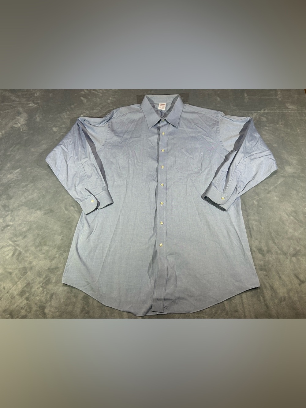 Brooks Brothers Traditional Fit Long Sleeve Button Down Shirt -19/35-Baby Blue